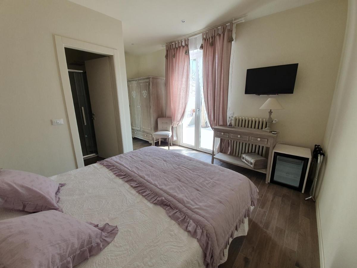 Romantic Home Sirmione Bagian luar foto