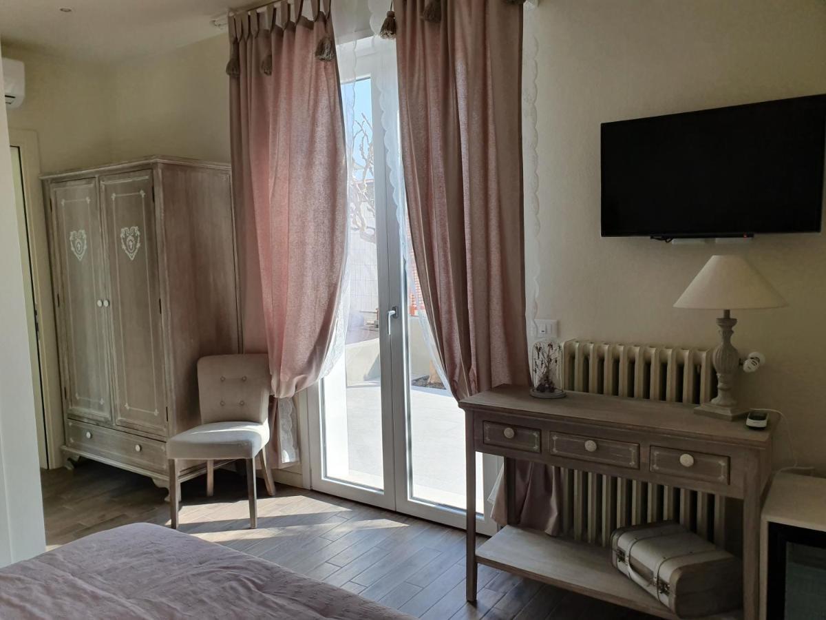 Romantic Home Sirmione Bagian luar foto