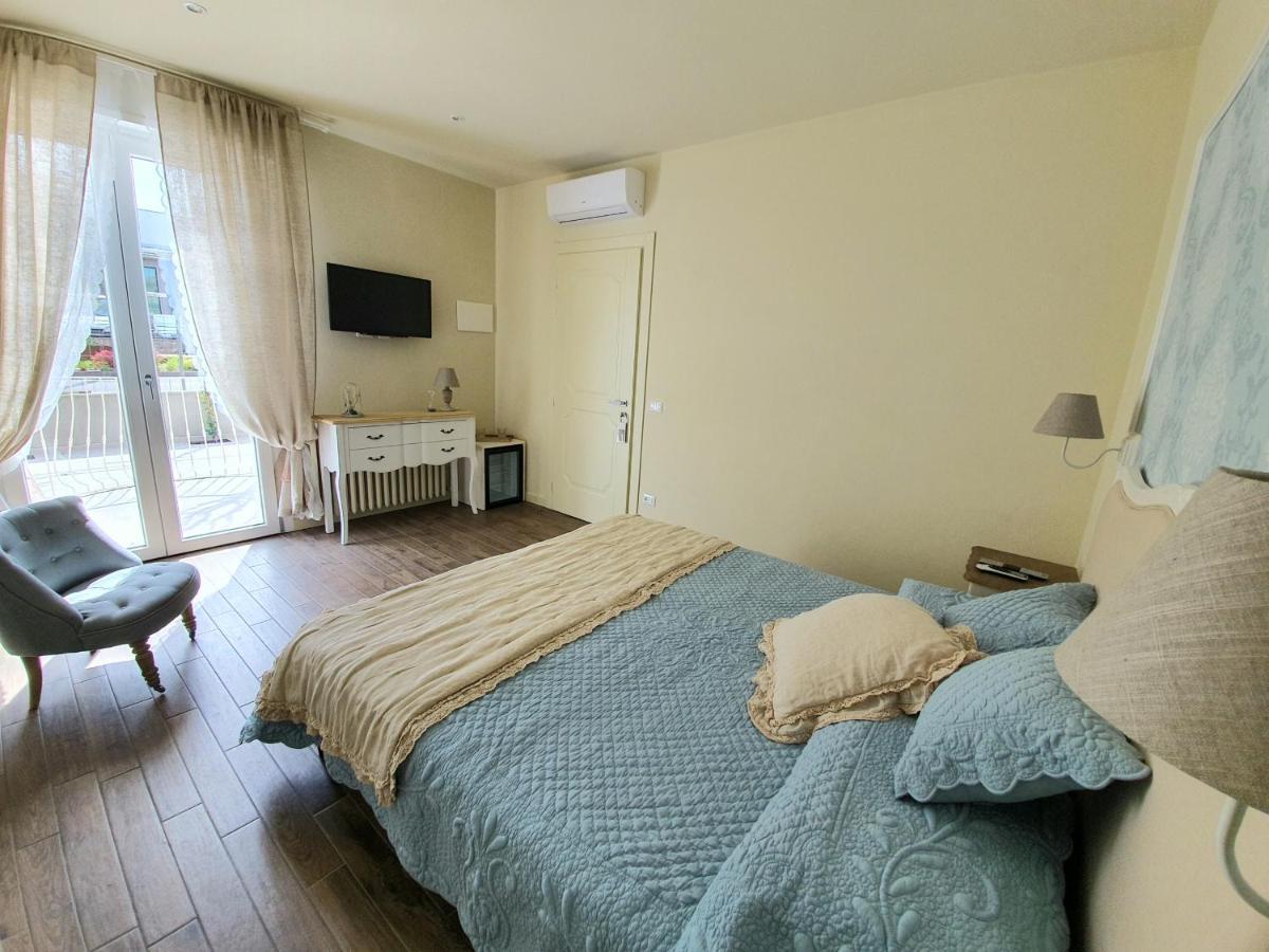 Romantic Home Sirmione Bagian luar foto